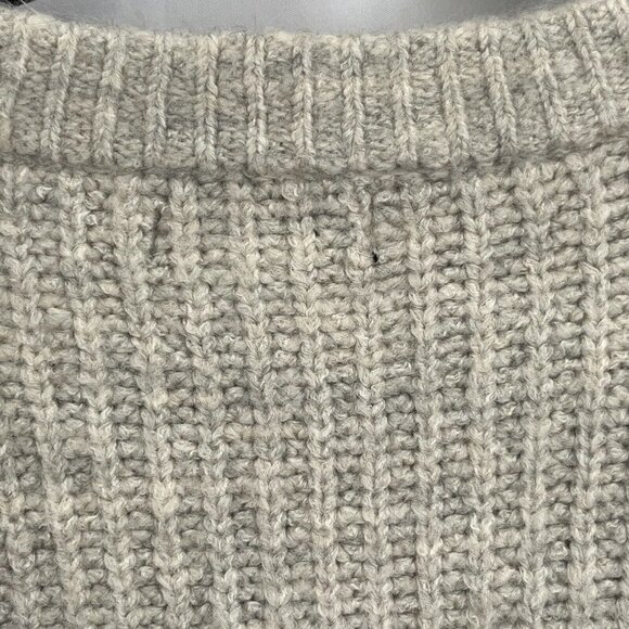 Romeo and Juliet Couture Pom Pom Knit Sweater Medium Pullover Ivory Multi Beige - Picture 10 of 12